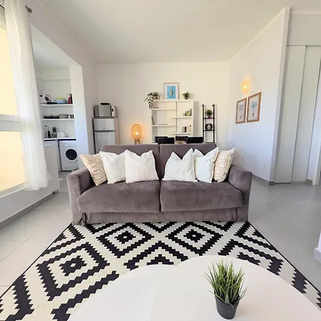 La Perla Di Maria - Vue Mer, A 100 M * Santa-Maria-Poggio (Corsica)